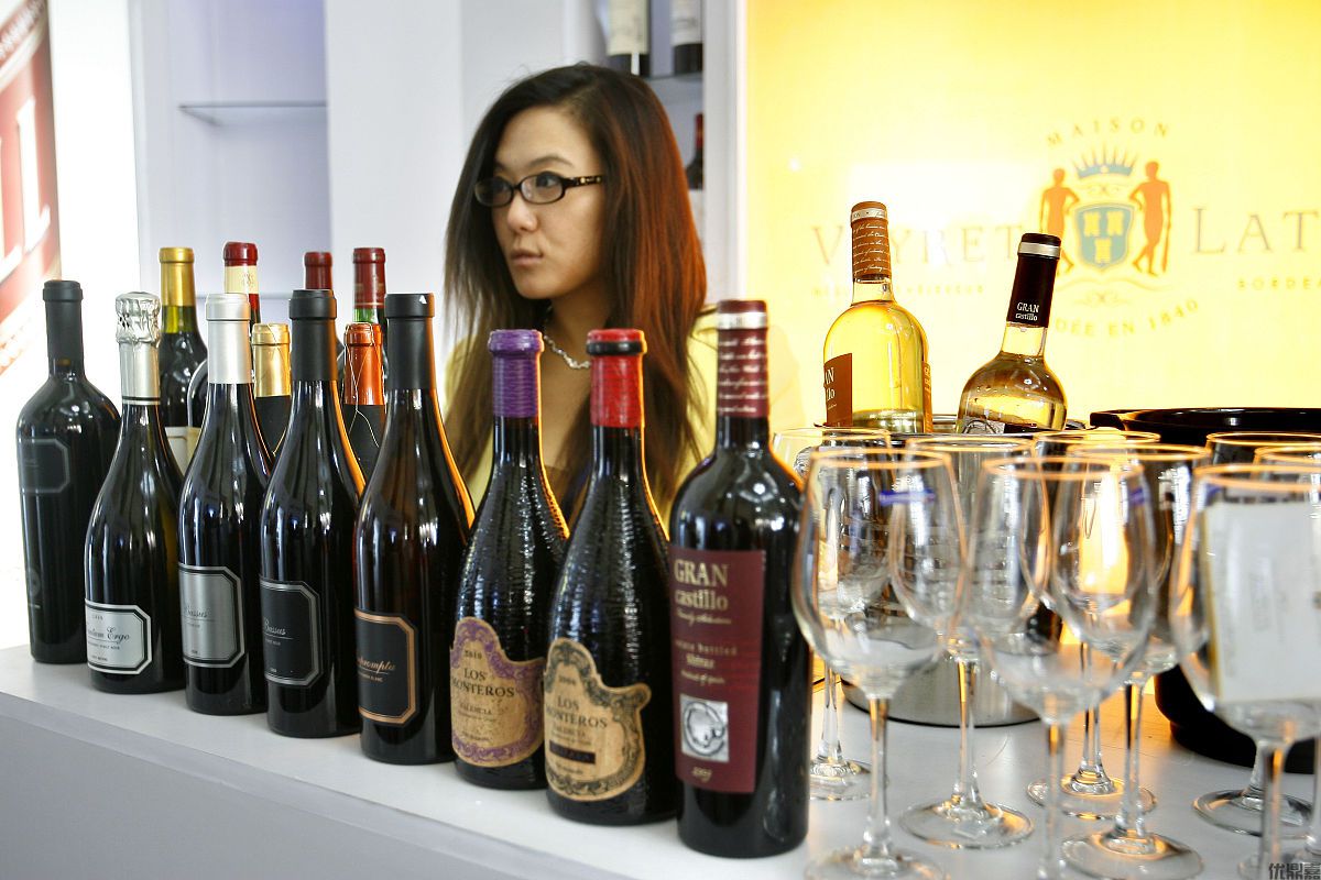 英國紅酒進(jìn)口報關(guān)代理:專業(yè)優(yōu)勢究竟在哪?